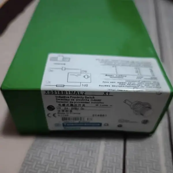 ʩ�͵½ӽ����� XS512B1DAL08M12 ͨ����Բ�� ����� ������
