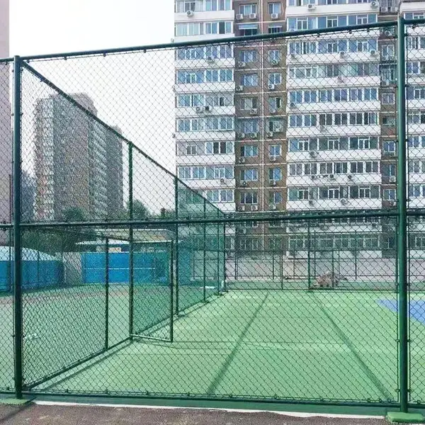 体育场护栏 篮球场围栏 框架焊接式 坚固抗冲击 支持非标定做