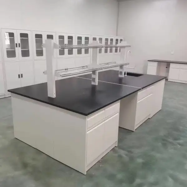潍坊实验台厂家供应中央台 化工研发实验室用全钢操作台