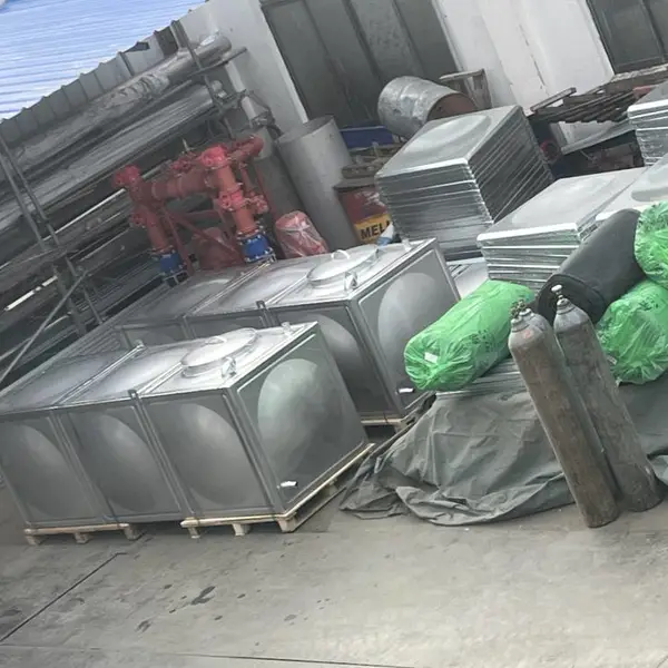 10吨方形不锈钢水箱 方形水箱 医院生活供水 盐城厂家直销