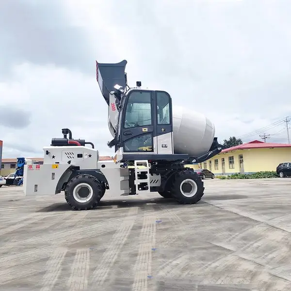 海西自上料搅拌车4方乡村道路硬化混凝土自动上料搅拌罐车