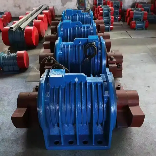 ��ʯ�����񶯵�� ��ɸ ���ϻ�ɸ�� �����﹤ҵ���220/380V�豸�������ٷ���