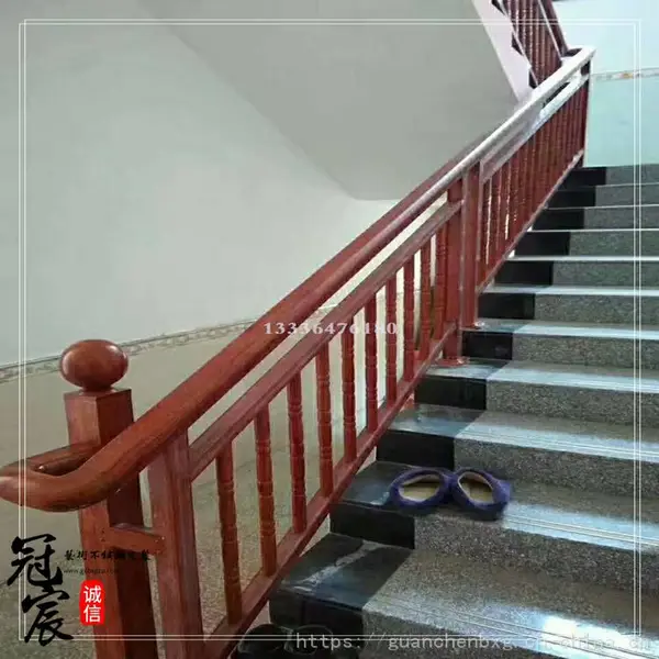 银川锌钢护栏仿木纹加工 不锈钢管转印木纹 商场木纹不锈钢扶手管