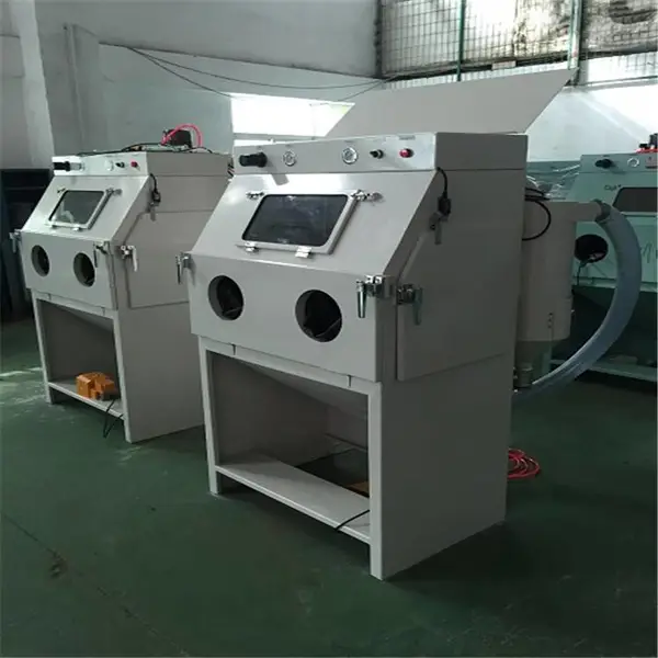 哈尔滨_手动喷砂机效果_蛋糕模具喷砂机_毛刺喷砂机