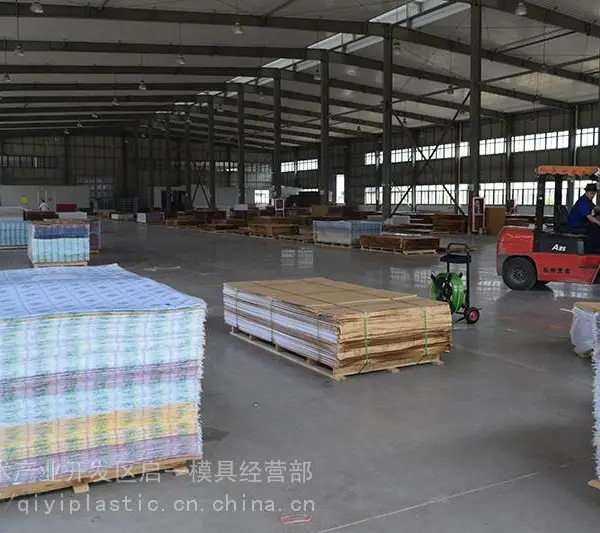 透明亚克力板定制加工镜面黑色乳白灯光板有机玻璃