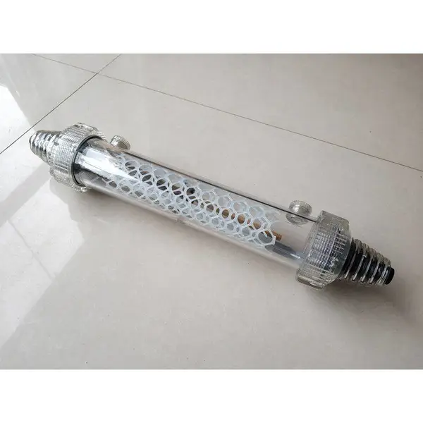 ��·���½�ͷ�е��½��������޵��³ɶ˺�͸����ά�����½��ߺ�