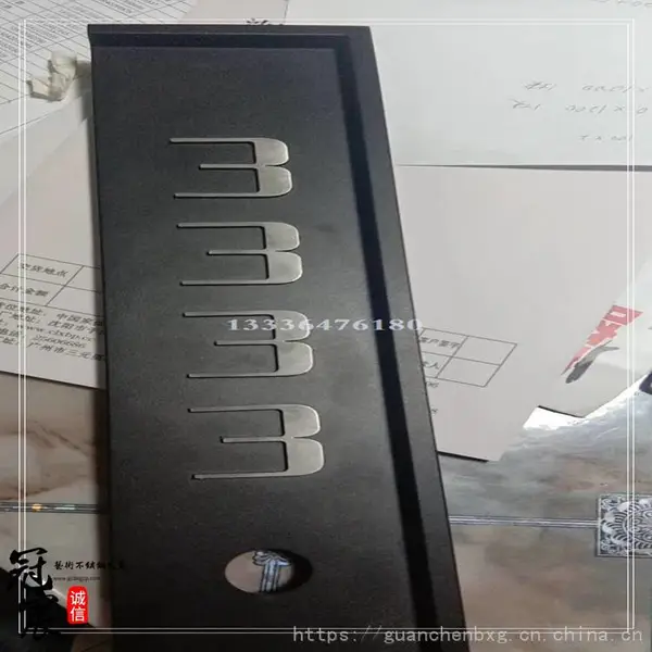 厂家定做商场不锈钢立牌 展示架标识导视牌led灯箱喷绘广告架