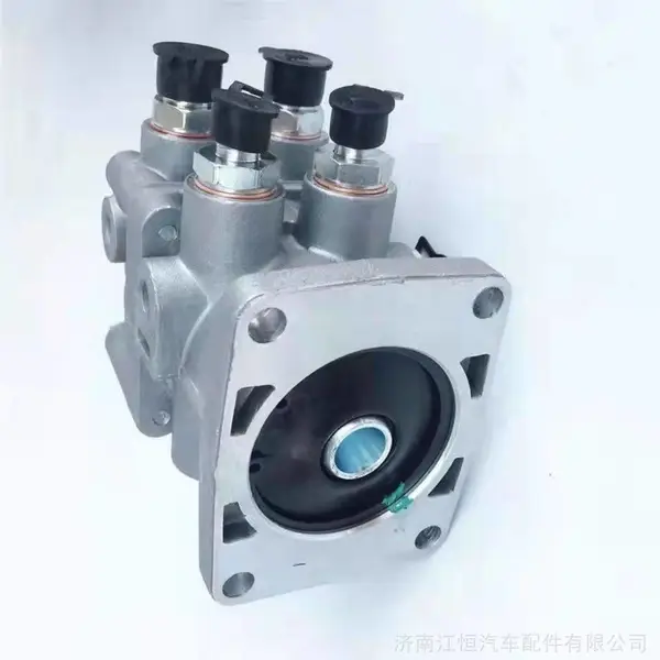 HOWOA7刹车总泵 豪沃A7刹车制动总阀 HOWOA7液化天然气汽车标志WG1642950033