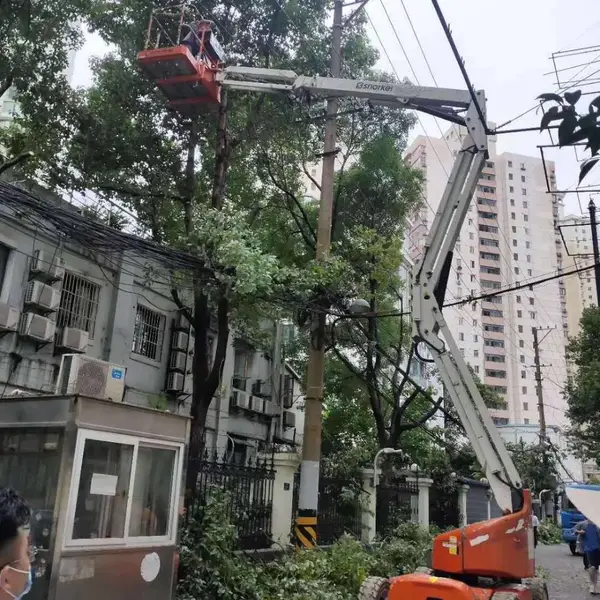 哈越机械高空作业升降车租赁 电动曲臂升降平台