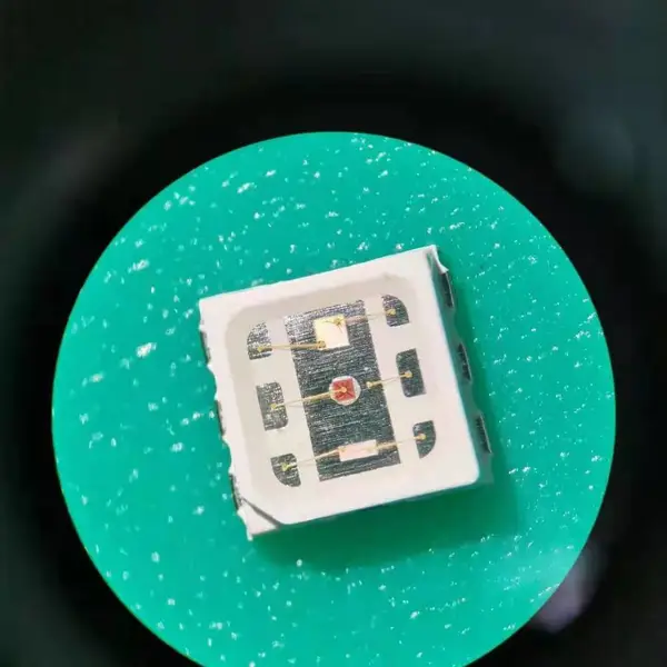 七彩3030rgb灯珠 3030RGB贴片大功率 3030 1.5W灯珠EMC支架金线