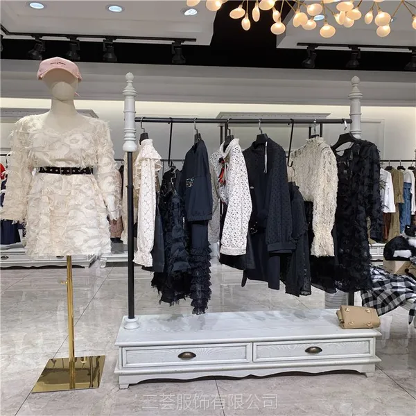 轻奢女装店进货渠道【秋熠】精致女人品牌折扣尾货直播货源