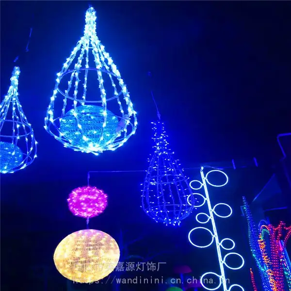 供应LED树上藤球灯 发光光环 节日装饰串灯 工程专用灯串 树木专用挂件灯