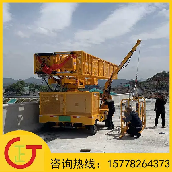 维护方便桥梁铸铁泄水管安装车桥梁下水管安装施工车