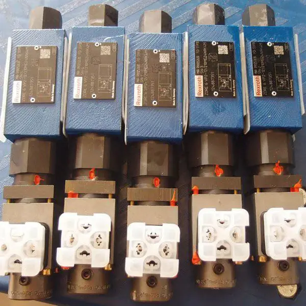�¹���ʿ��REXROTH������4WRTE25W6-350L-4X/6EG24K31/F1V�ֻ�