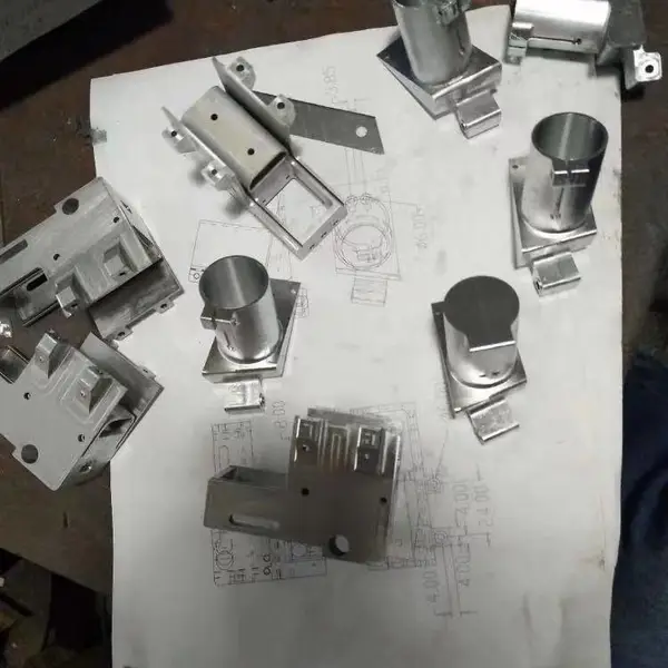 厦门/福州/供应POM零件小批量加工/手板模型//CNC精密铝件加工/手板模型加工/精密铝件小批量生产