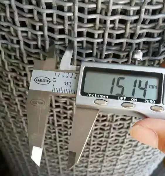 筛泥浆用钢丝轧花网1cm网格一平米报价 编织方眼网按需定做