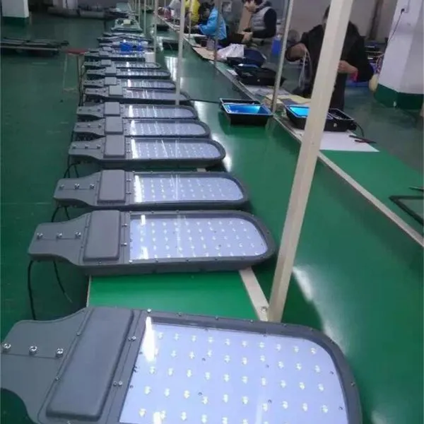 甘肃路灯灯杆灯头厂家/全套太阳能路灯多少钱