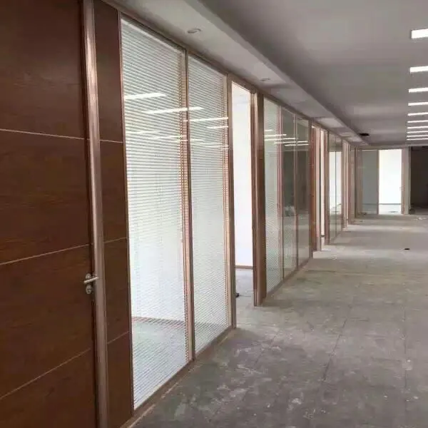 深圳办公室铝合金隔墙
