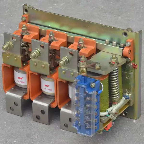 ��ս����Ӵ���CKJ5-800A/1140V ����ʽ�����Ƶ�ѹ