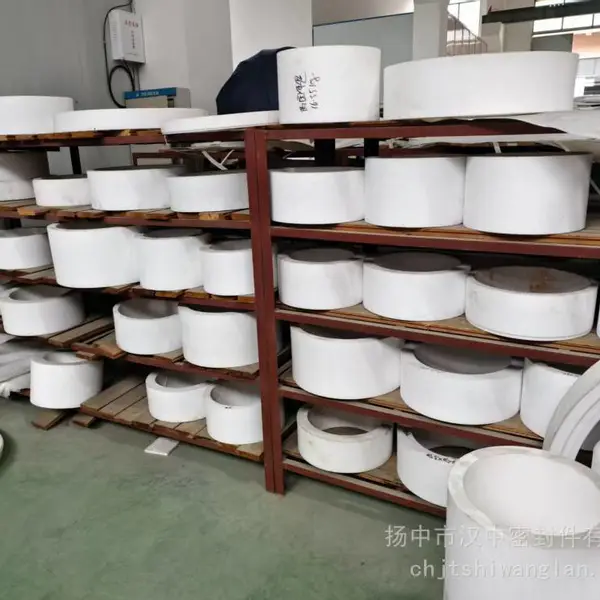 厂家直供大规格四氟模压管 规格齐全 PTFE铁氟龙管 耐酸碱防腐