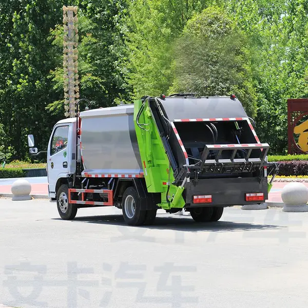 东风6吨压缩式垃圾车城市街道生活垃圾清运垃圾转运收集装载量大