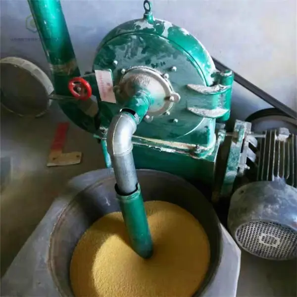 供应大米打粉机 自吸式上料江米磨面机 干湿两用大米磨粉机