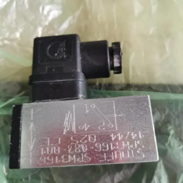STUFF���¸���������SFIOE-1/60G1316TINO����ֹܽ�ͷ�Դ��ܷ�Ȧ