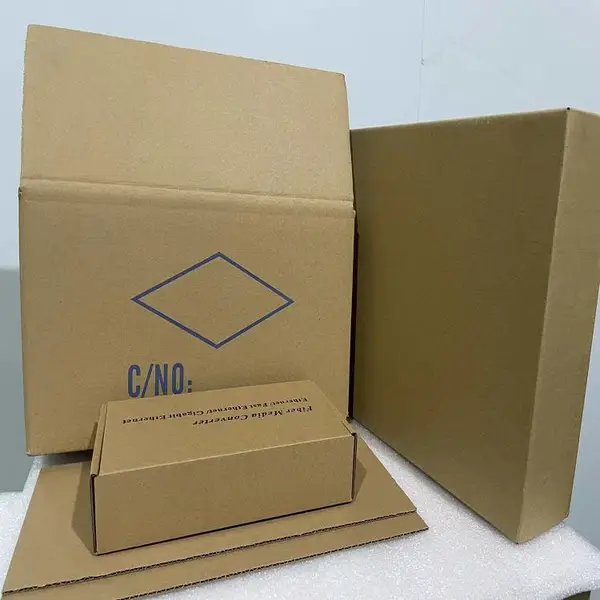 意创云图纸箱厂包装箱 物流包装外箱 电商收纳纸箱定做印刷 折叠纸箱