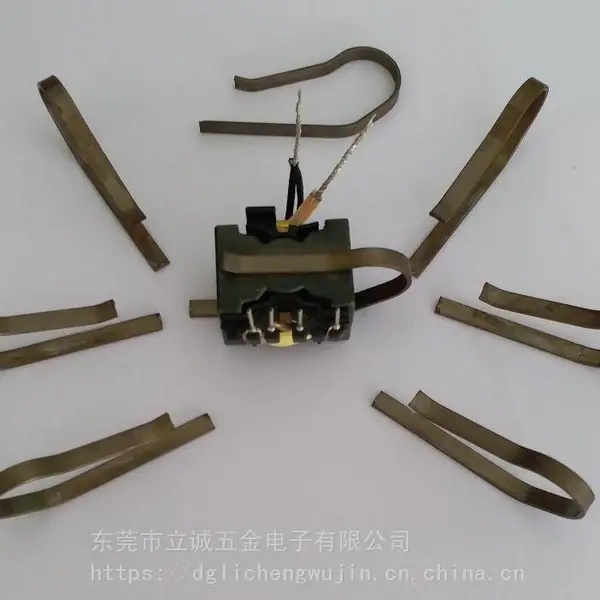 变压器点胶夹子变压器磁芯耳夹,弹簧扁线夹子,弹性好,可循环使用。