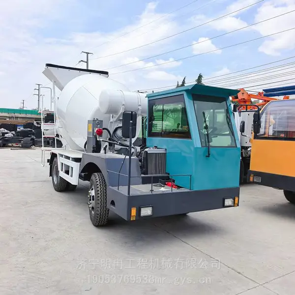 建筑施工水泥搅拌罐车 小型四驱混凝土运输车 规格多样