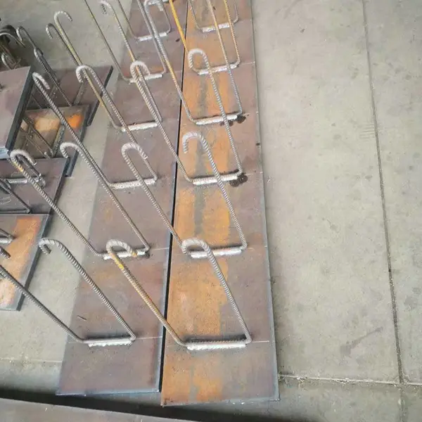 西安预埋件加工,西安幕墙预埋件加工,西安桥梁预埋件加工,西安高铁预埋件加工,西安预埋套管加工