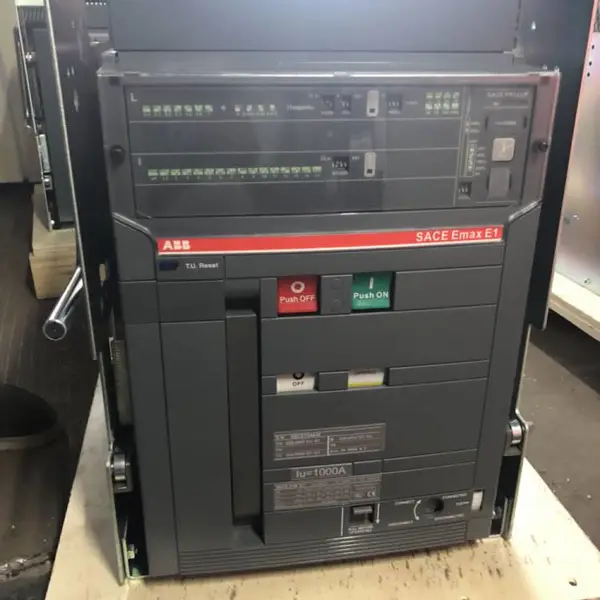 E3N3200 R3200 PR122/P-LSI WHR 3P促销ACB万能式ABB框架断路器