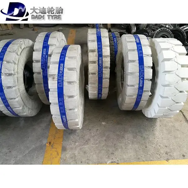 叉车全系列环保实心胎500-8 18x7-8 600-9 650-10 700-12白色无痕