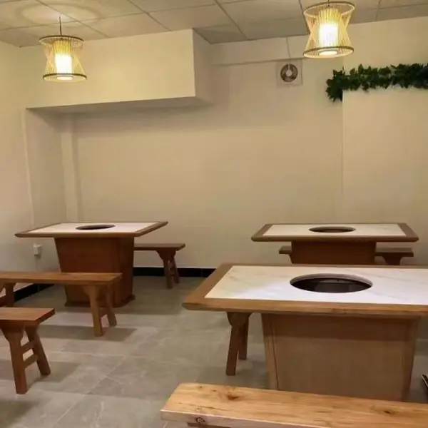 榆木火锅桌实木餐桌商用1.5米圆桌带电磁炉支持定制