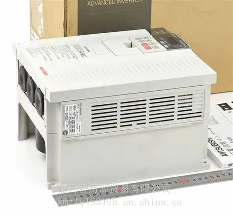 变频器MOVITRAC31C110-503-4-00 原装进口