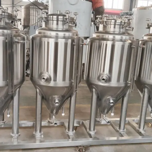 日产 200L 精酿啤酒设备厂家 小型自酿鲜啤设备