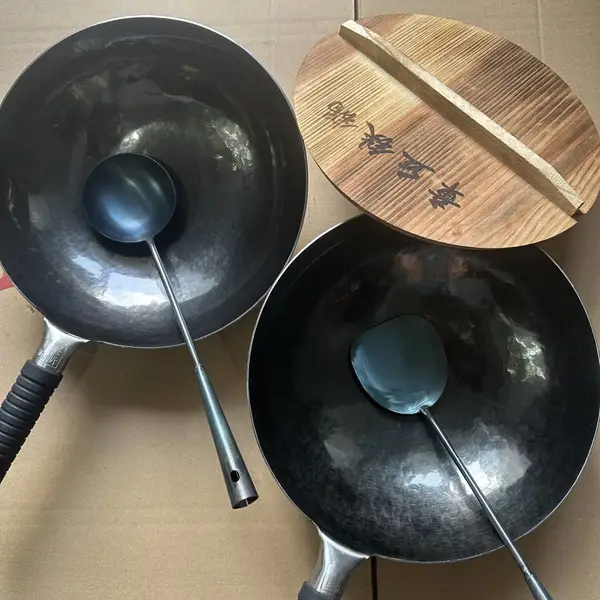 山东章丘铁锅哪家正宗章丘手工锻打铁锅价格无涂层章丘铁炒锅