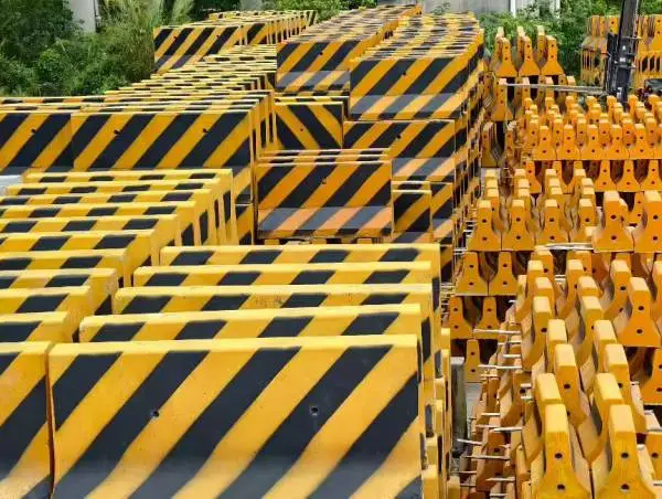 80/90公分高防撞隔离墩 道路安全分隔水泥墩
