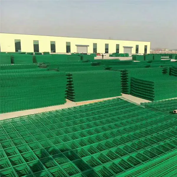 车间边框护栏网 浸塑圈地护栏网 临时隔离网防护网