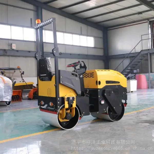 ***款小型多功能振动压路机 液压震动钢轮压路机 微型压路机厂家