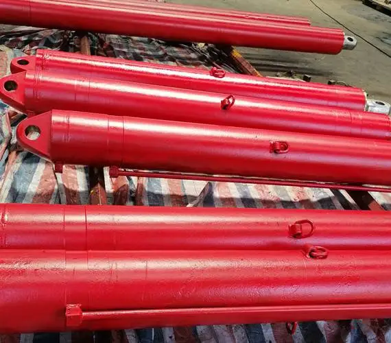 一批北煤机ZT/SH100c伸缩梁千斤顶及F097-33尾梁千斤顶/PMZ111A推杆下料投产