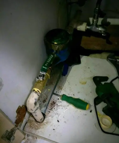 闵行区水管安装维修,水管漏水改装