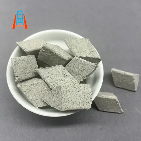 棕刚玉研磨石研磨块抛磨石抛磨块斜三角菱形石