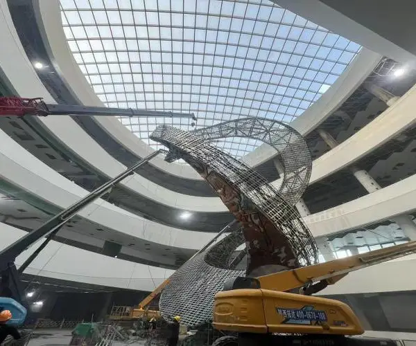 西安长安云科技馆GRG拦河工程 饰纪上品以参数化建模+精密制造赋能建筑美学