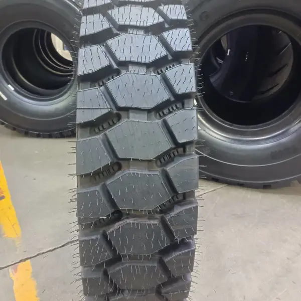HILO华鲁、琥珀石14.00R25 B04S E-4 三星 TT/TL 宽体矿卡轮胎