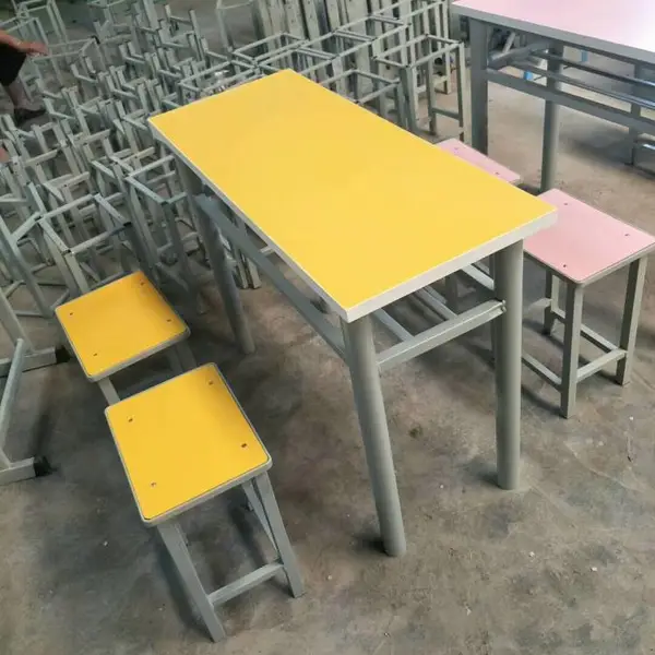 学生课桌椅培训班课桌椅餐厅桌椅全中国供应学生课桌椅
