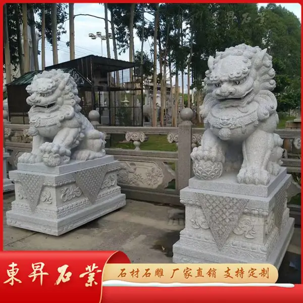 ʯʨ����ͼƬ ��ʯʯ��ʨ�Ӱڼ� �����ſڼ��鶯��