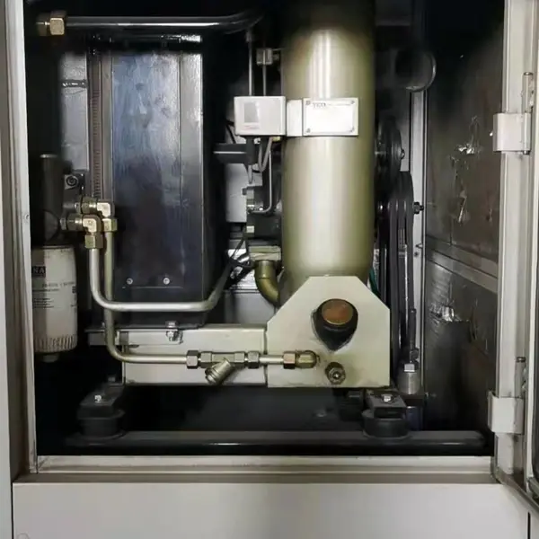 上海DYAN向扬空压机DS200-55油气分离器