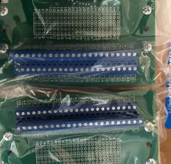 供应美国winford engineering 转接板 BRKDD44HDFV2-R-DIN