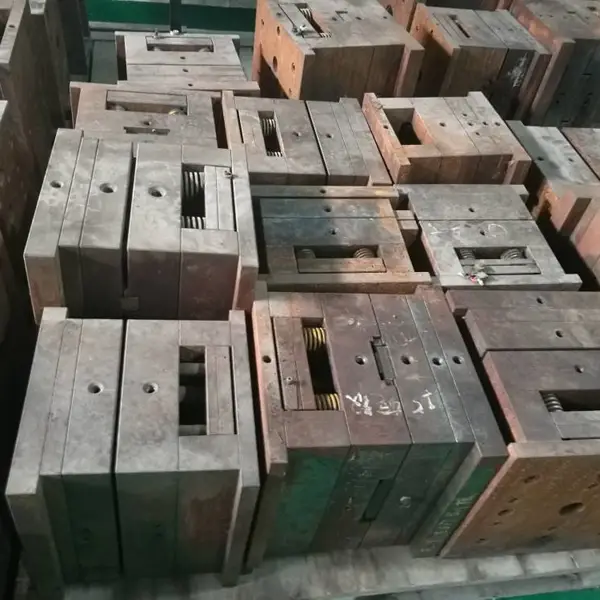 博罗龙溪回收二手模具石湾二手模胚回收园洲回收报废旧模具